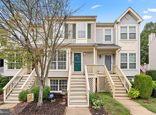 14244 Autumn Cir, Centreville, VA 20121