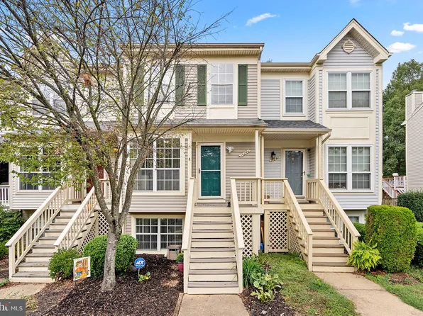 14244 Autumn Cir, Centreville, VA 20121