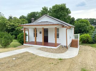 83 Prospect Ave, Franklin, PA 16323