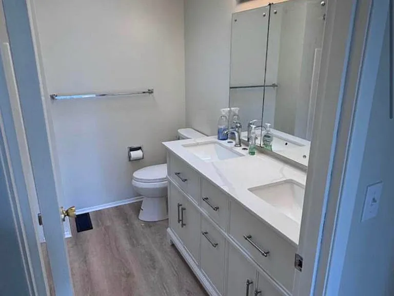 23302 67th Ave W #B — Photo 4