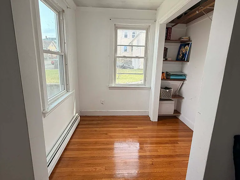 58 Farrar Ave — Photo 21