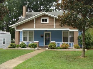 317 N Bridge St, Elkin, NC 28621