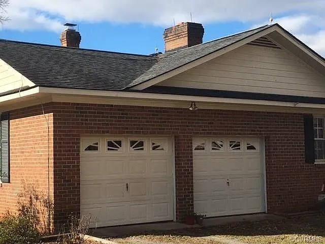 3 bed, 2.5 bath, 2420 sqft, $2,600 — Photo 4