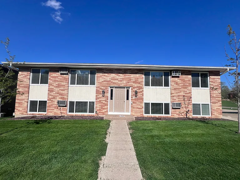 750 Duggan Dr #1 — Photo 3