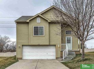 4914 N 155th Ave, Omaha, NE 68116