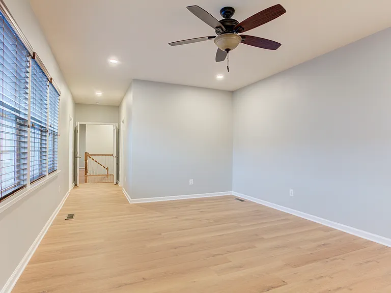 20846 Ashburn Heights Dr — Photo 4