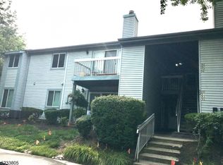 92 Haverhill Pl, Somerset, NJ 08873