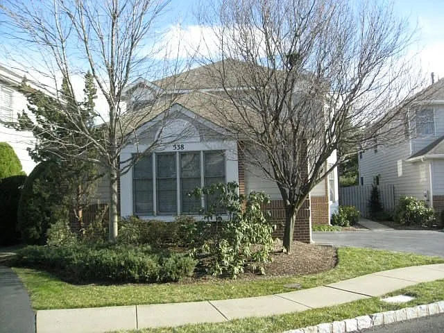 538 Franklin Cir photo 1