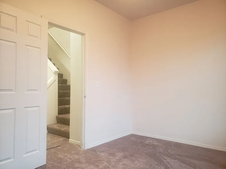 20483 SW Marimar St — Photo 12