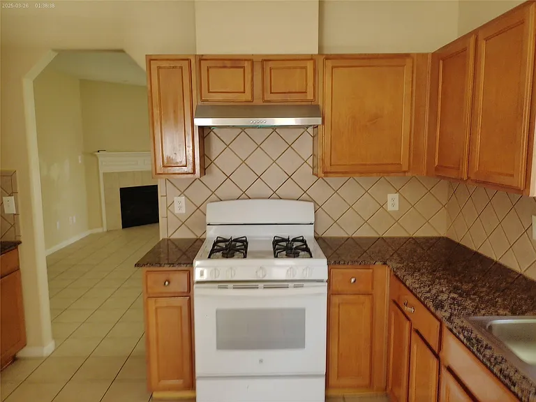 3311 Siebinthaler Ln — Photo 9