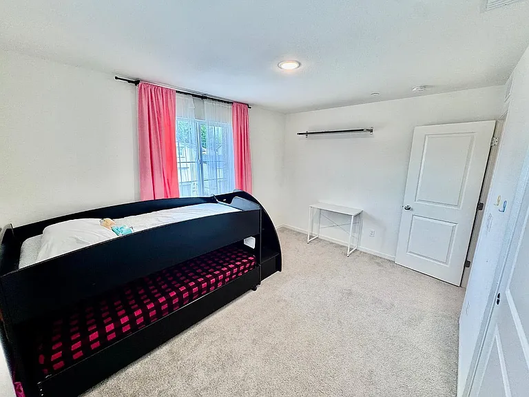 Kids bed room -2