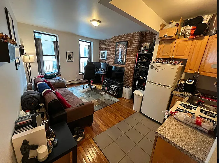 449 W 37th St #4RE — Photo 8