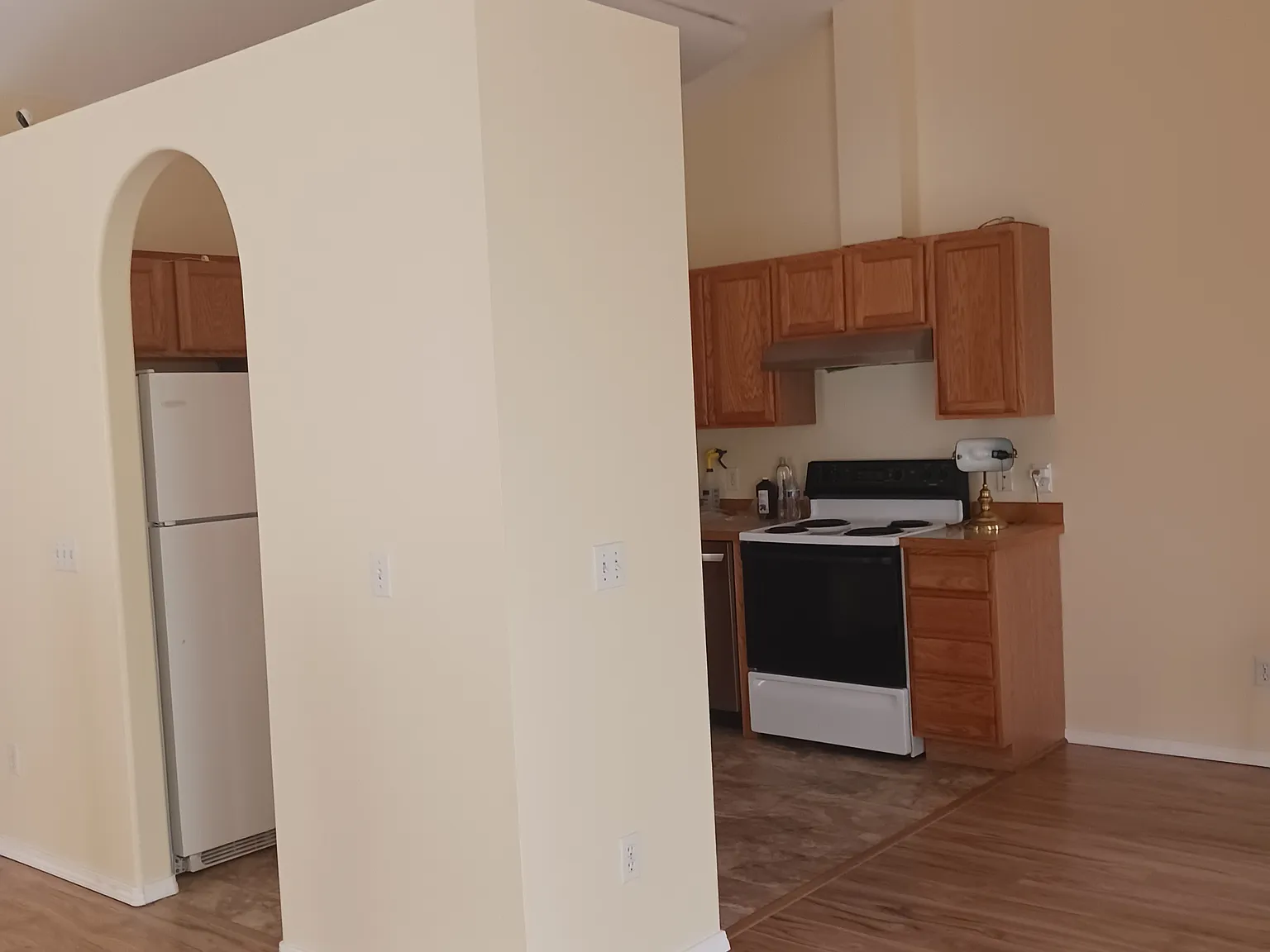 3 bed, 1500 sqft, $2,400 — Photo 3