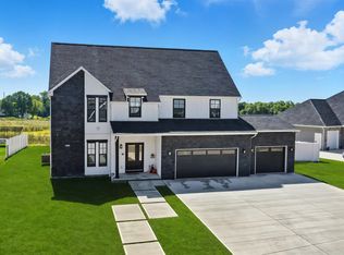 10321 Wheatfield Dr, Findlay, OH 45840