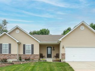7045 Brooks Farm Dr, House Springs, MO 63051