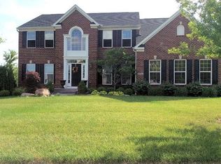 5061 Blue Meadow Ln, Cincinnati, OH 45251