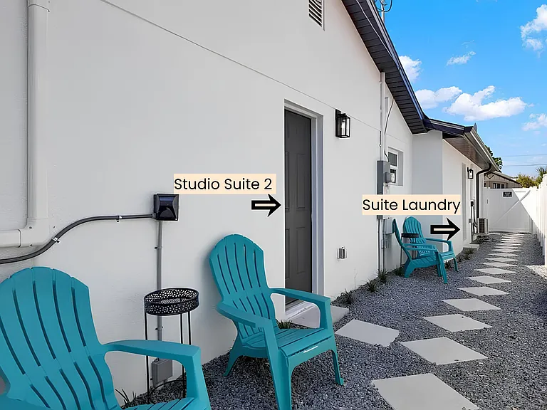 Outdoor Suite Space