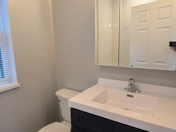 (undisclosed Address), Chicago, IL 60608