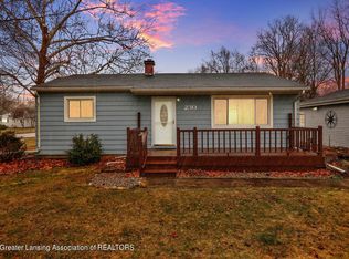 230 Valley Ct, Mason, MI