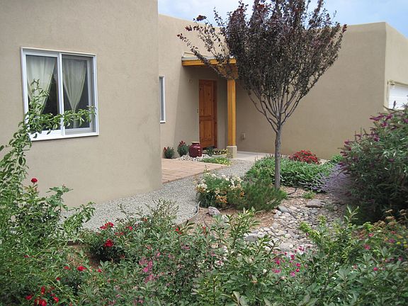 Front Entry Courtyard