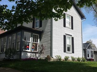 412 High St, Dresden, OH 43821