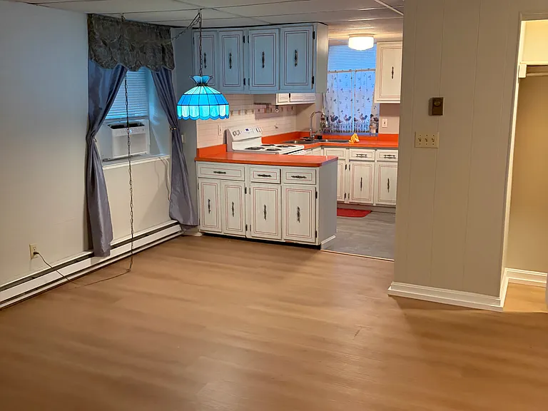 6 Riverview Ave — Photo 4