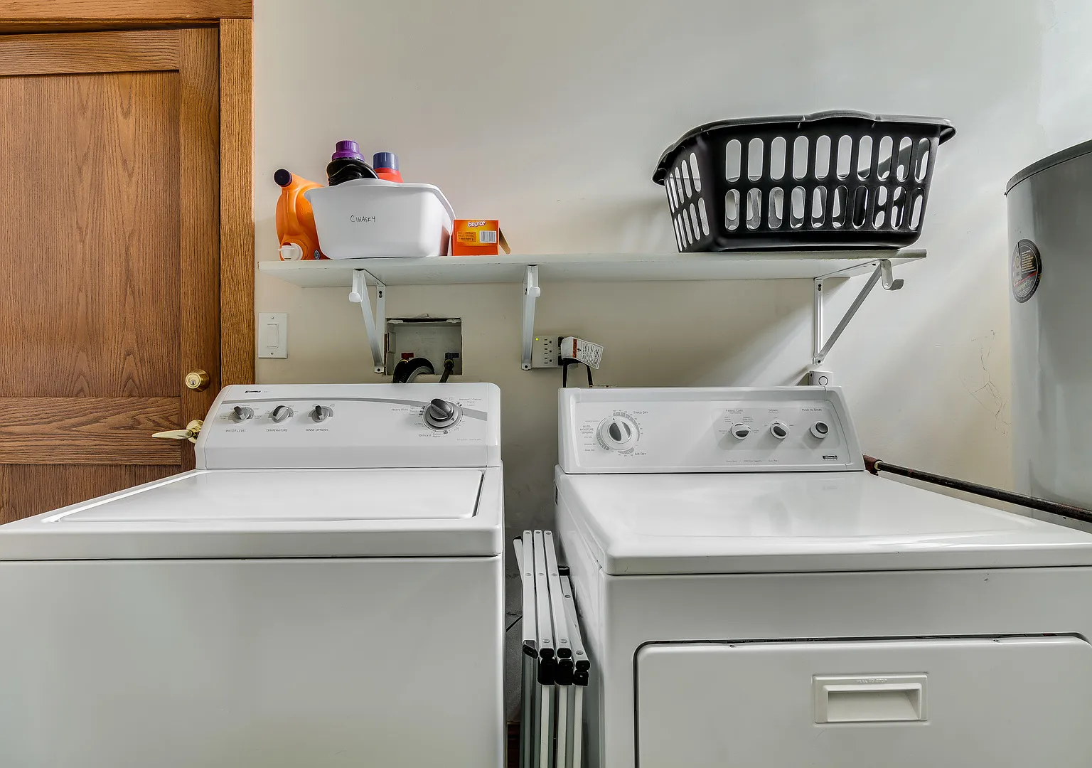 3 bed, 1400 sqft, $4,000 — Photo 3