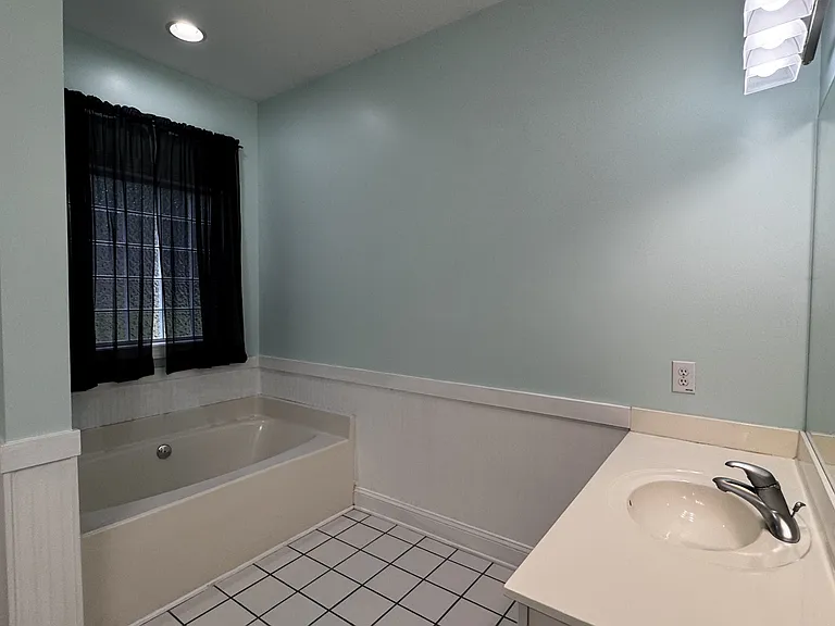 441 Candlewood Dr — Photo 16