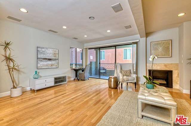 1st image of 1506 S Bentley Ave APT 204