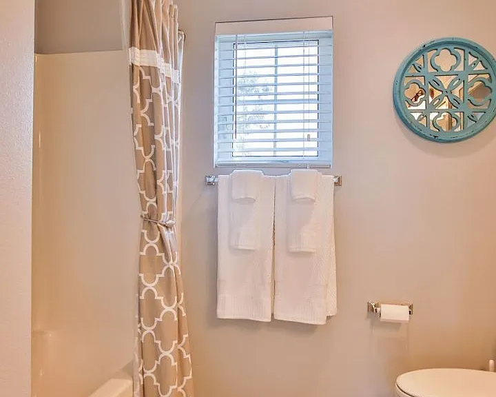 1404 Portside Ct — Photo 19