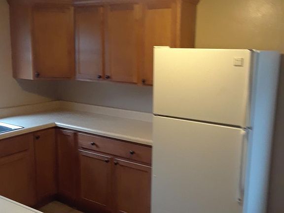 5th image of 312 E Dunklin St APT D