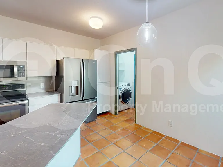 5392 E Francisco Loop — Photo 3