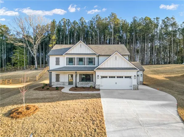 1175 Cherry Bark Ct, Loganville, GA 30052