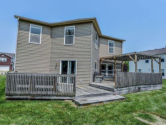 3rd image of 10249 Homestead Dr