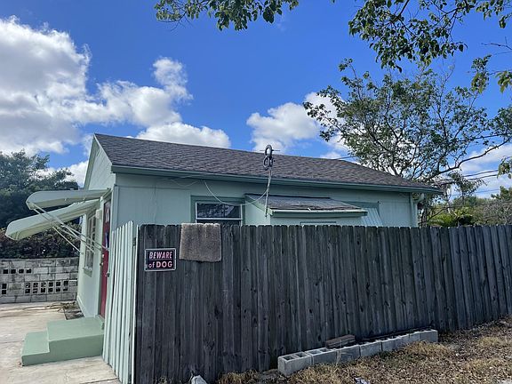 4th image of 626 N K St APT 2