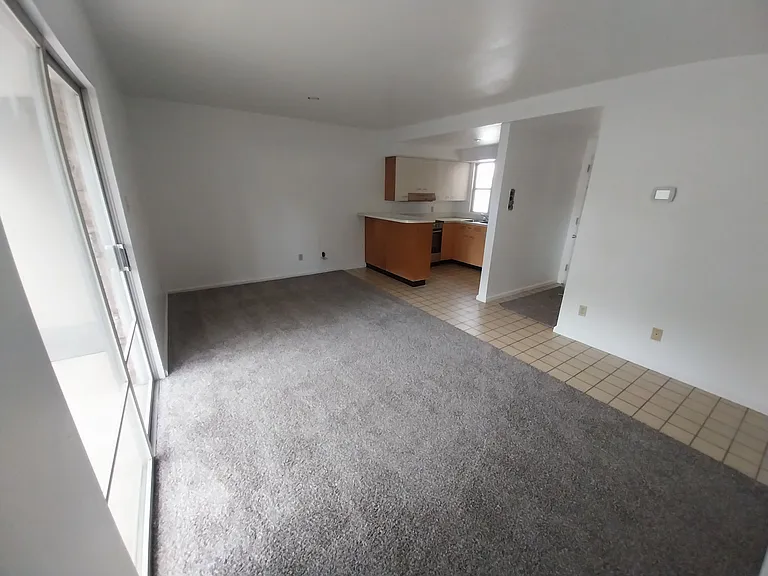1312 N Richardson Ave #7 — Photo 3
