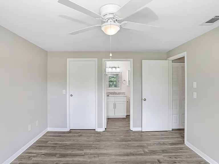 137 Hunter Lake Dr #C — Photo 16
