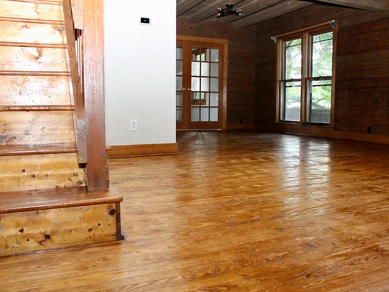 528 Mailman Rd — Photo 3