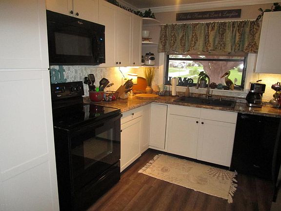 3rd image of 4325 Stuart Ave