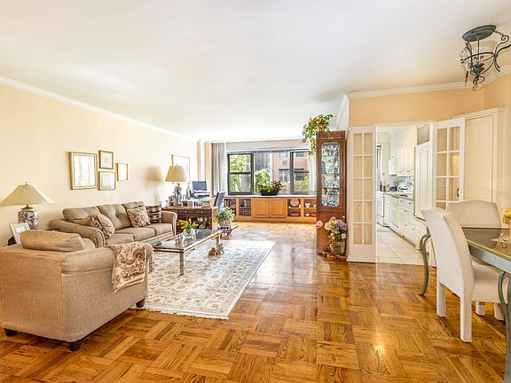 2nd image of 12 Beekman Pl APT 4F
