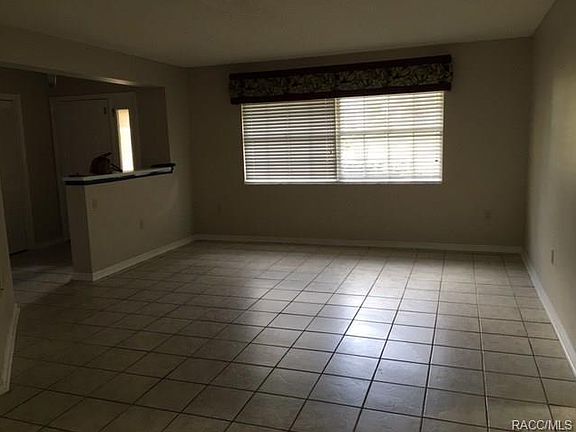 3rd image of 3814 N Rose Bay Path