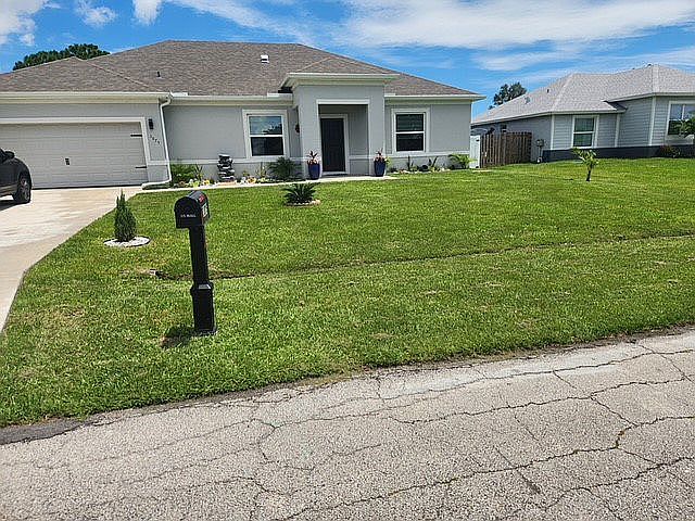 2nd image of 1075 SW McCoy Ave