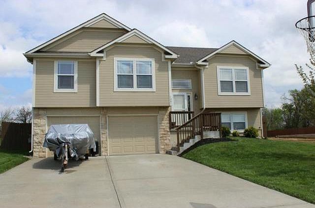 1st image of 1331 S Delaware Dr
