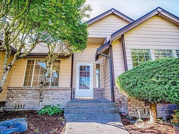 2nd image of 13602 95th Avenue Ct E