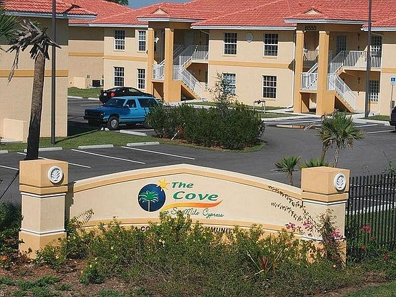 2nd image of 8423 Bernwood Cove Loop #408