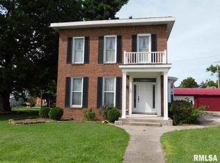 404 E 2nd South St, Carlinville, IL