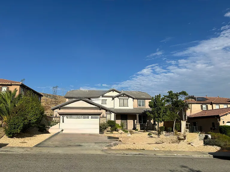 37369 Paintbrush Dr — Photo 1