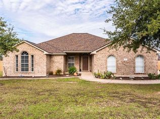 125 Blanco Dr, Hutto, TX 78634