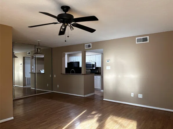 4001 Nasa Pkwy APT 133, Seabrook, TX 77586