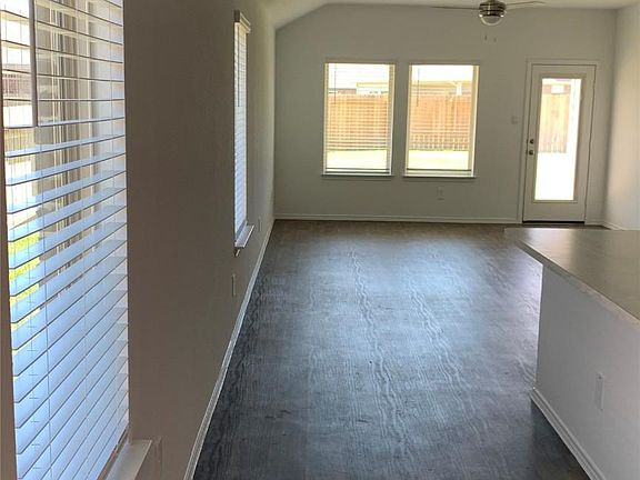4th image of 14825 Cypress Hollow Dr